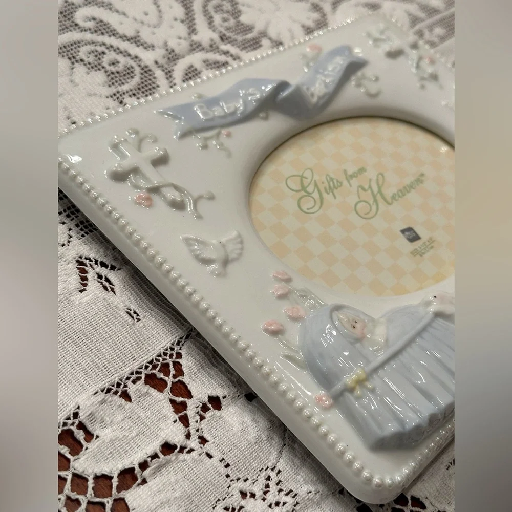 Vintage Porcelain Keepsake 3.5”x5” Picture Frame “Baby’s Baptism” by Russ - Picture 2 of 5
